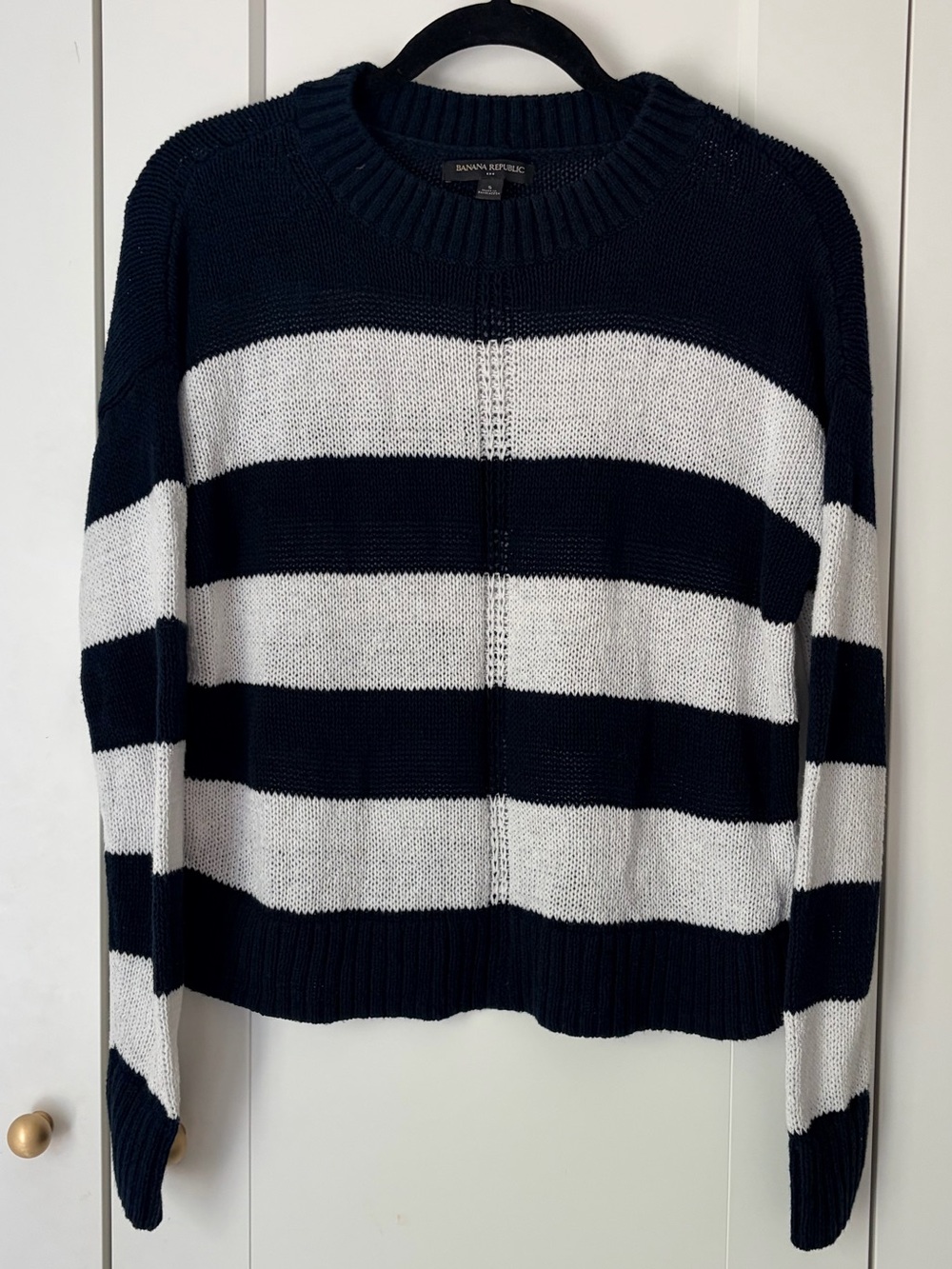Banana Republic Navy and White Striped Knit Crewneck Sweater | S